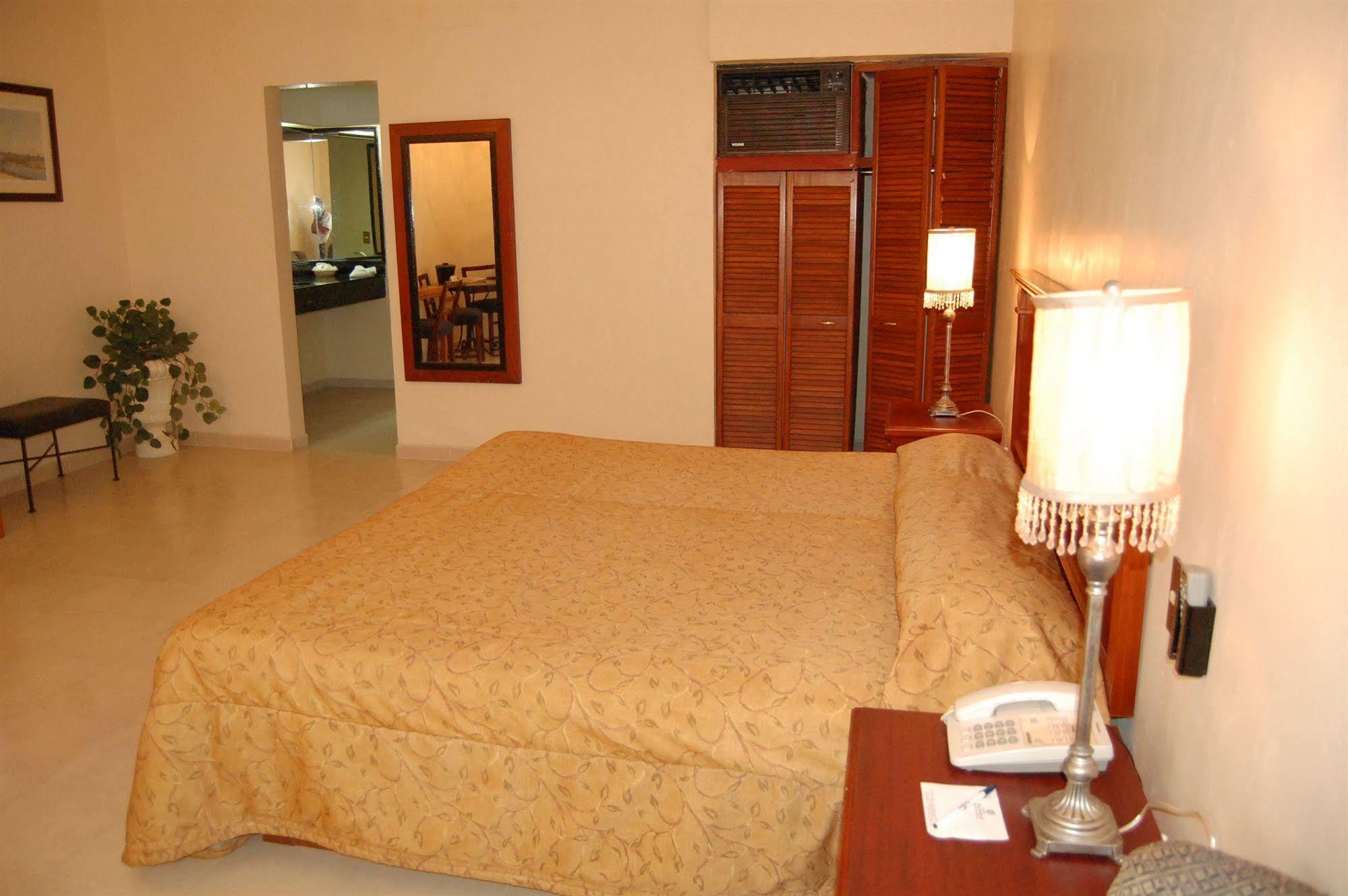 Real De Minas San Luis Potosi Hotel Bagian luar foto